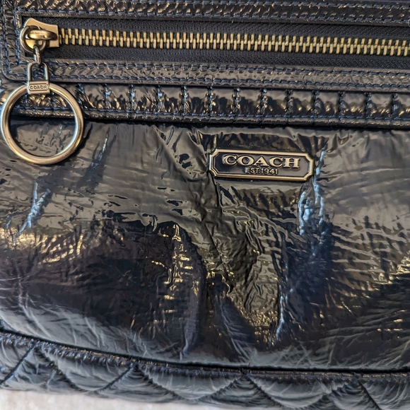 Coach Poppy liquid gloss soft navy patent leather tote.18674 - Picture 9 of 15